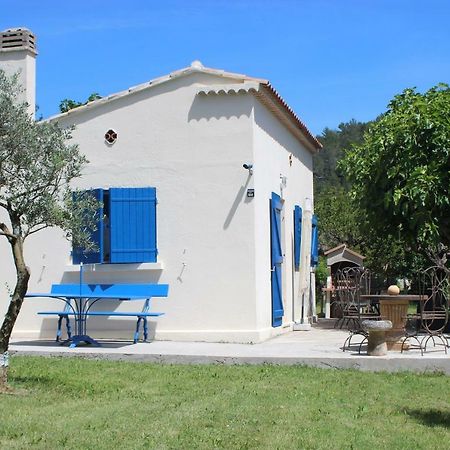 Cottage provençal Belgentier Exterior foto