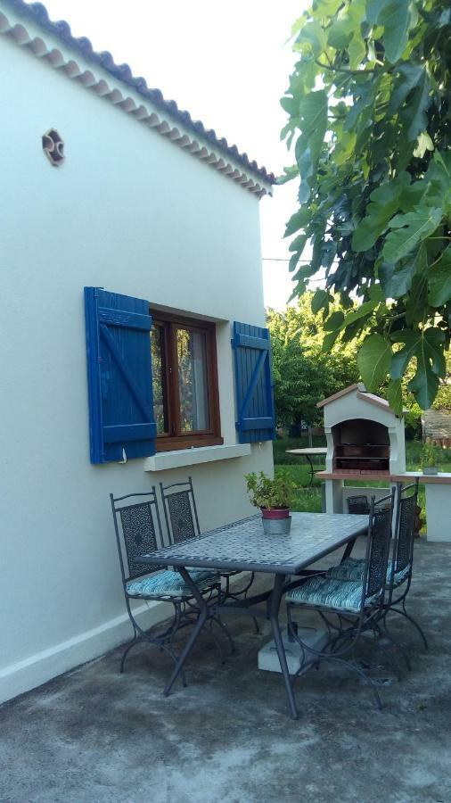 Cottage provençal Belgentier Exterior foto