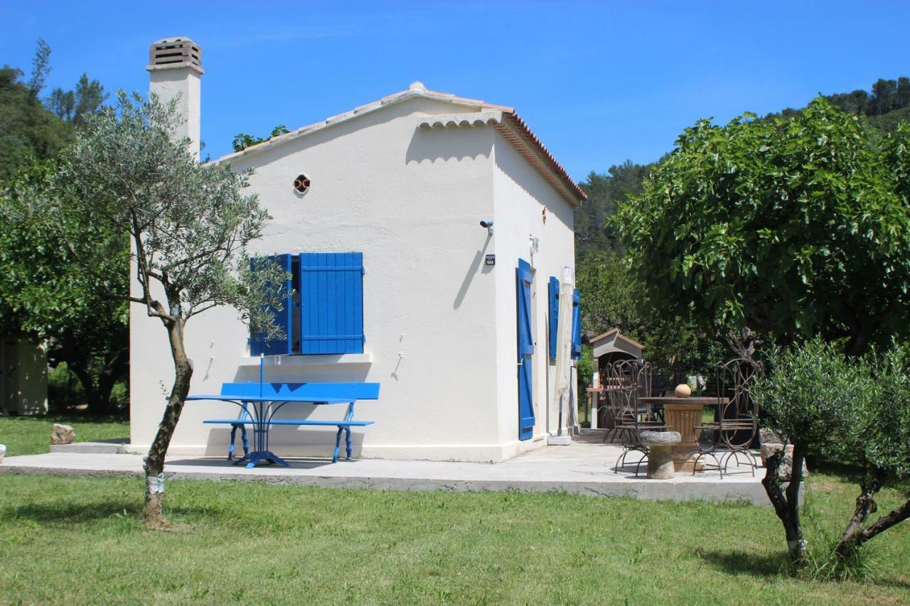 Cottage provençal Belgentier Exterior foto